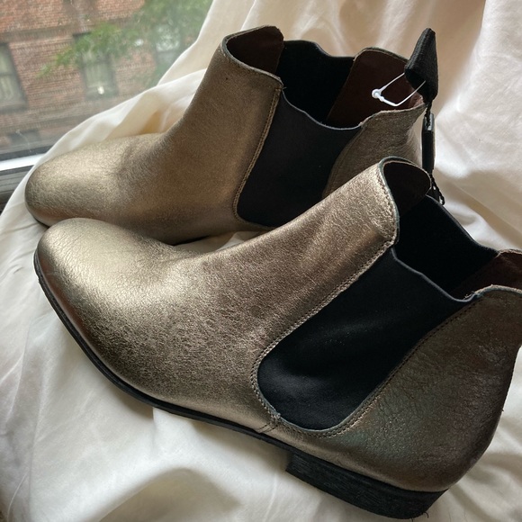 Gold booties new! - Picture 2 of 12